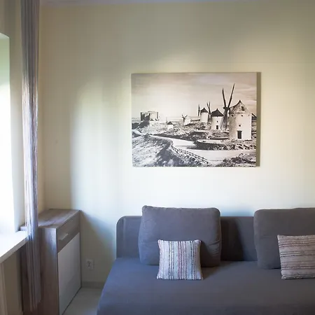 Apartament Aleja Fontann *